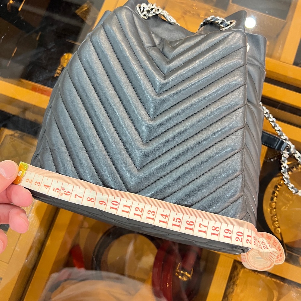 Chanel Chevron Urban Spirit Drawstring Bucket Small Backpack Black - Picture 11 of 12